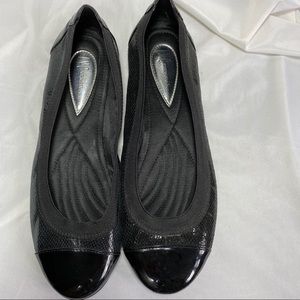 INC Black Patent Snakeskin Ballet Flats size 8.5